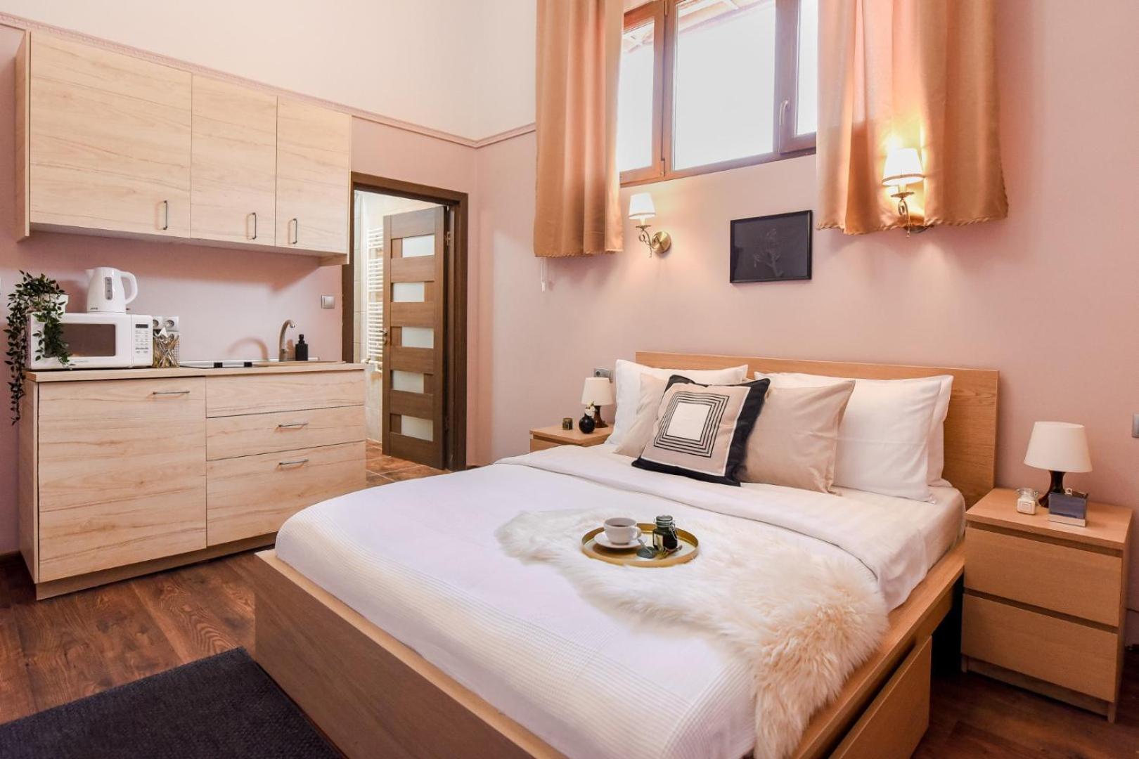 Historic Charm, Modern Comfort - Accommodation In The Heart Of The Old Town Βουκουρέστι Εξωτερικό φωτογραφία