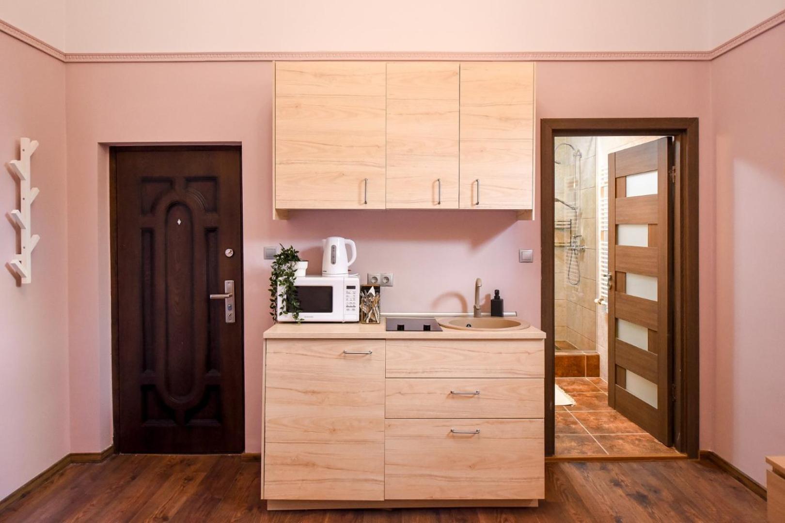 Historic Charm, Modern Comfort - Accommodation In The Heart Of The Old Town Βουκουρέστι Εξωτερικό φωτογραφία