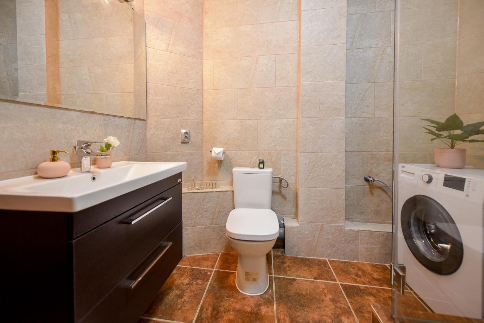 Historic Charm, Modern Comfort - Accommodation In The Heart Of The Old Town Βουκουρέστι Δωμάτιο φωτογραφία